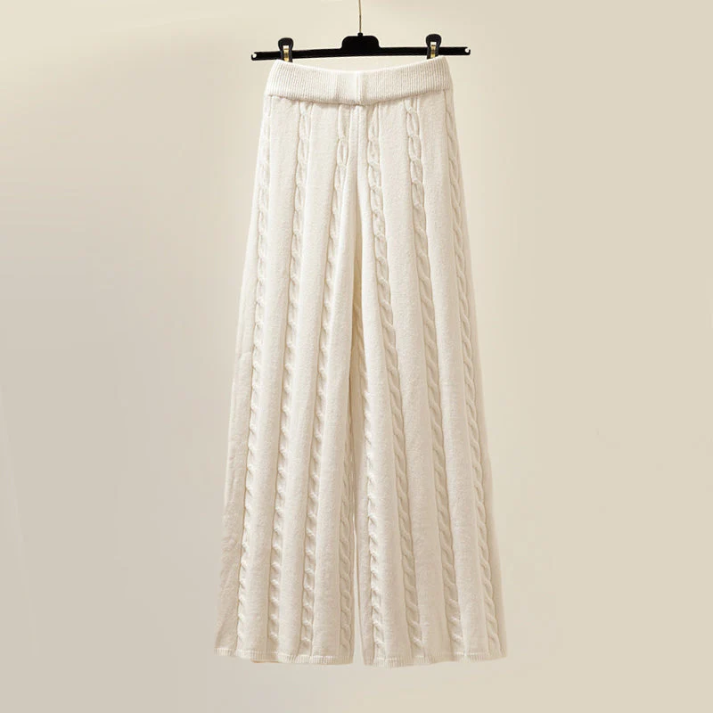 Lovaé™ | Beige strik sæt