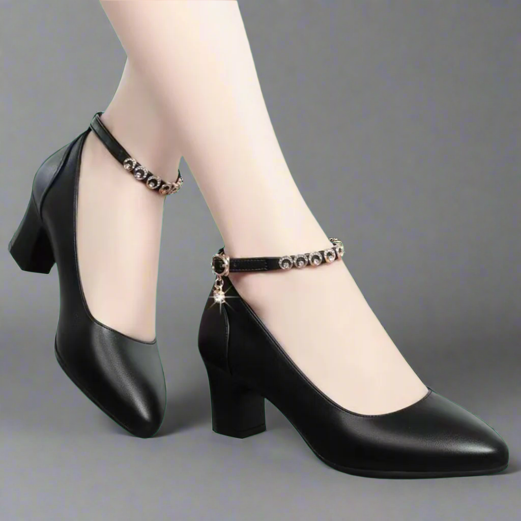 Lovaé™ | Pumps i premium laklæder til din kontorstil