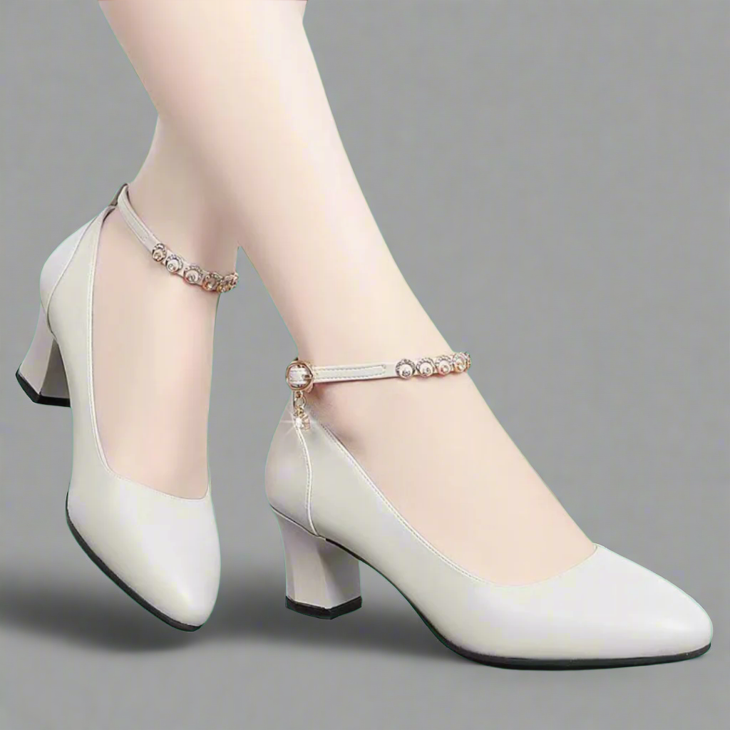 Lovaé™ | Pumps i premium laklæder til din kontorstil