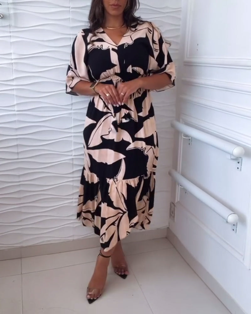 Lovaé™ | V-ringet elegant kjole med trekvartærmer og snøre