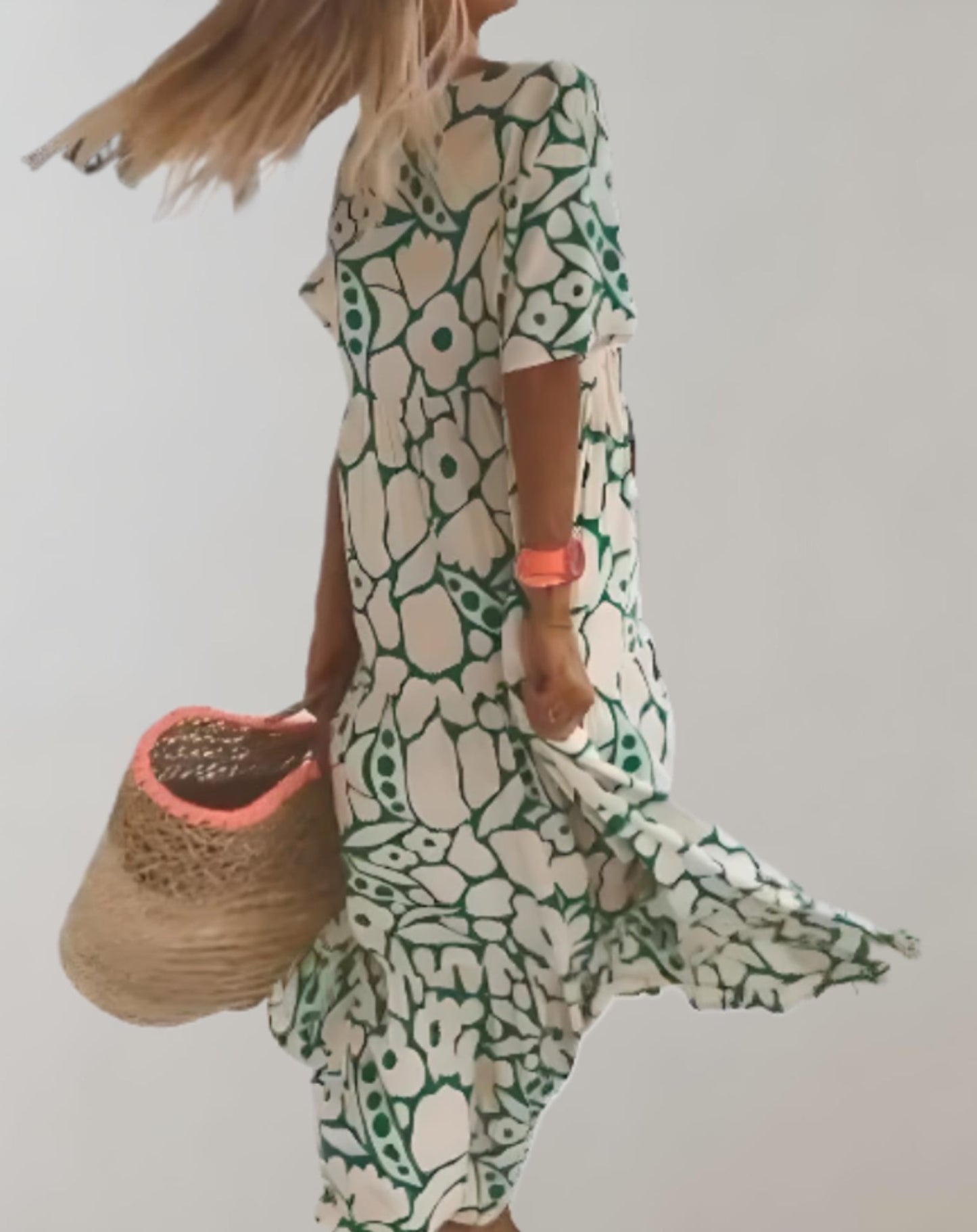 Lovaé™ | Sommerkjole med V-udskæring