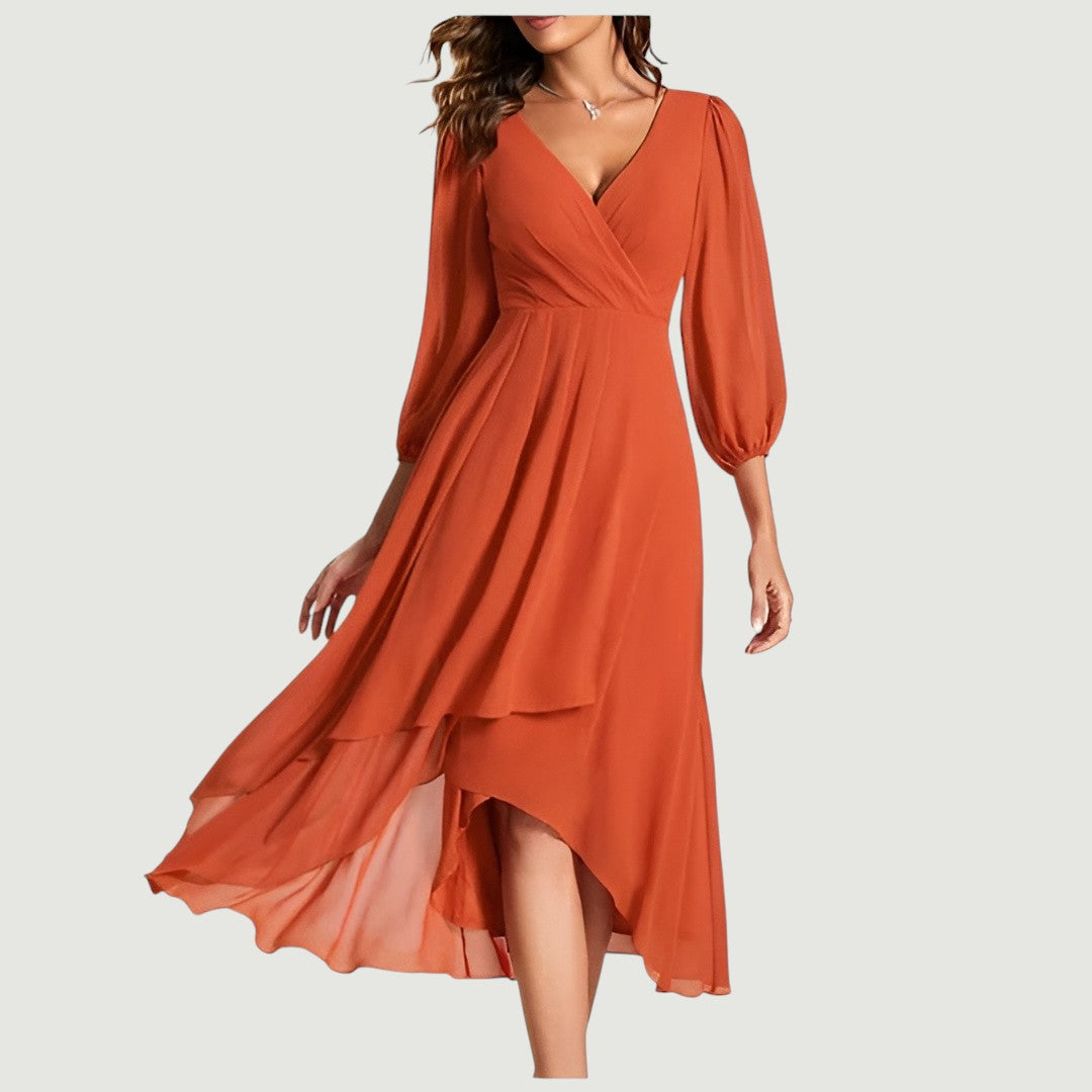 Lovaé™ | Elegant V-halsdesign med asymmetrisk fald