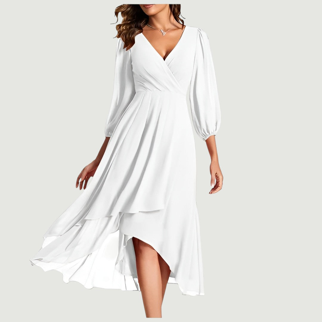 Lovaé™ | Elegant V-halsdesign med asymmetrisk fald